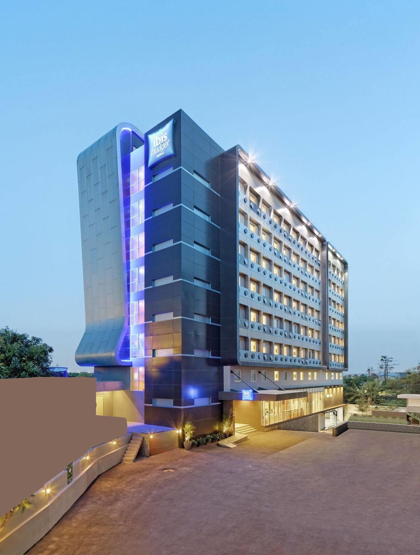 Ibis Budget Jakarta Airport Tangerang Buitenkant foto