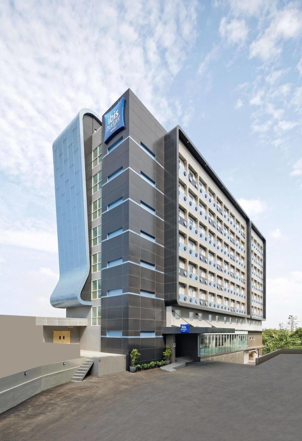 Ibis Budget Jakarta Airport Tangerang Buitenkant foto